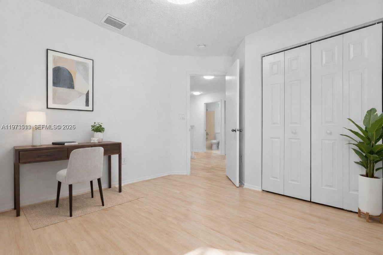 10320 SW 18th St, Miramar, FL 33025 Photo