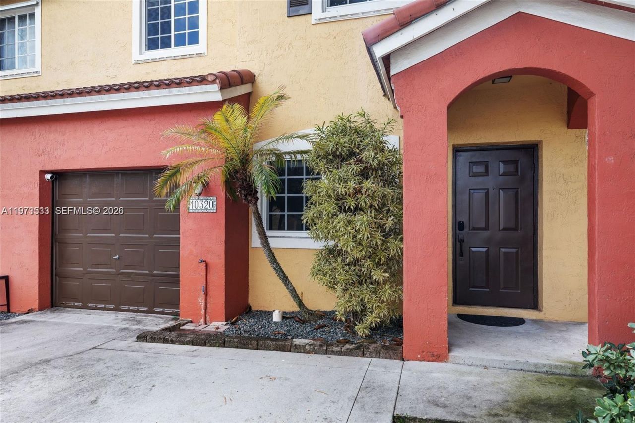 10320 SW 18th St, Miramar, FL 33025 Photo