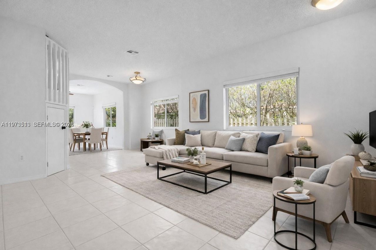 10320 SW 18th St, Miramar, FL 33025 Photo