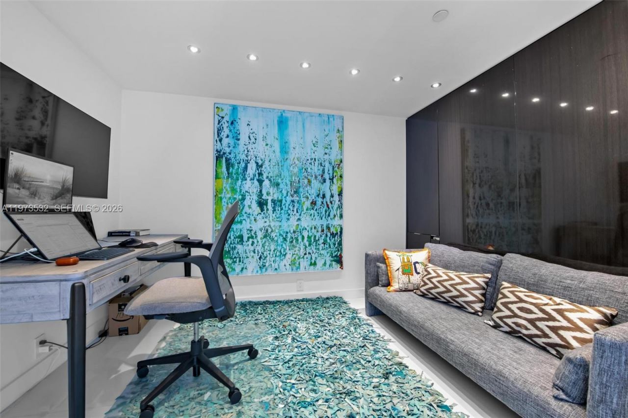 400 S Pointe Dr , Unit 1006, Miami Beach, FL 33139 Photo