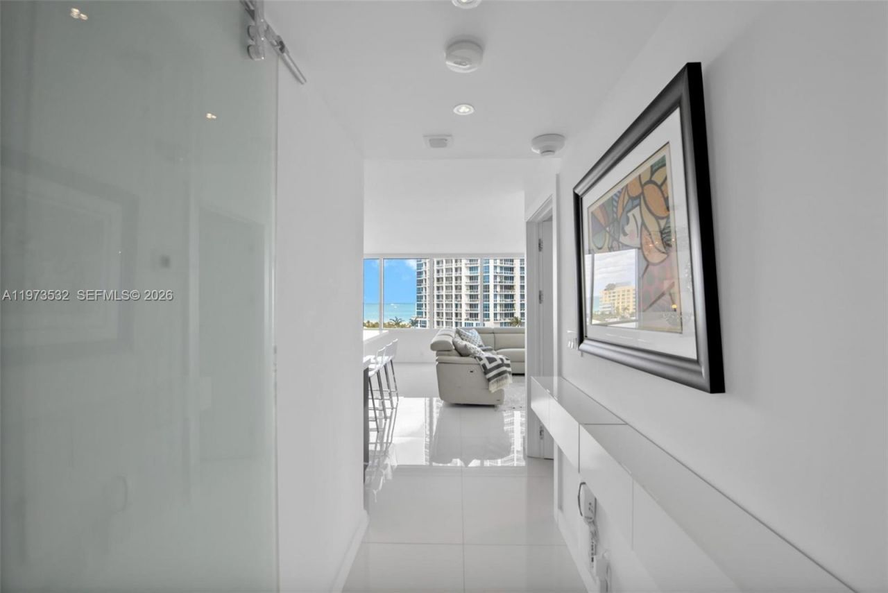 400 S Pointe Dr , Unit 1006, Miami Beach, FL 33139 Photo