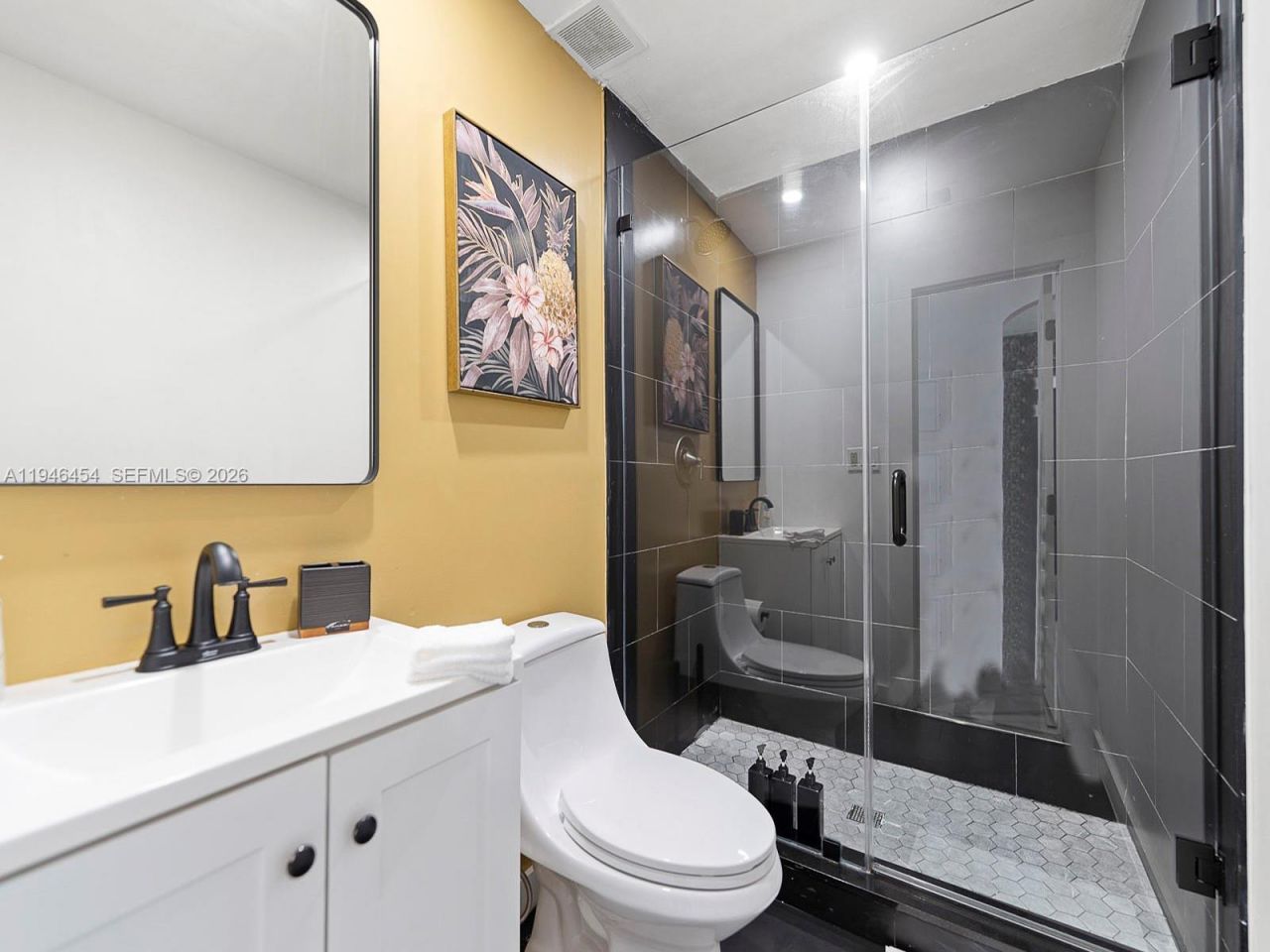 1845 SW 9th St , Miami, FL 33135 Photo