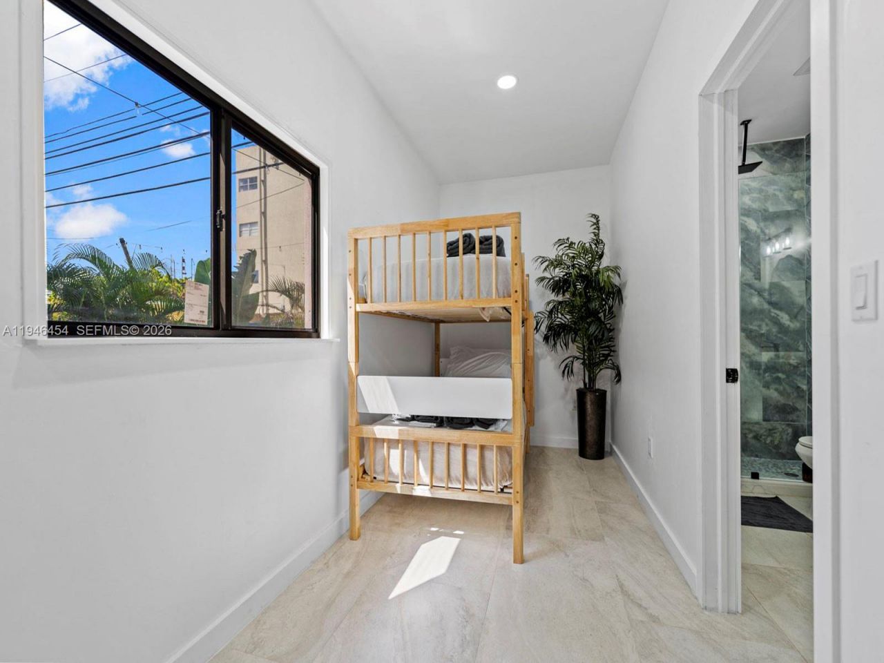 1845 SW 9th St, Miami, FL 33135 Photo