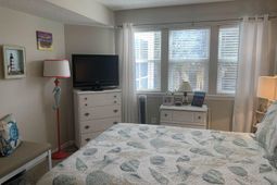 4601 Greenbriar Dr. photo 4