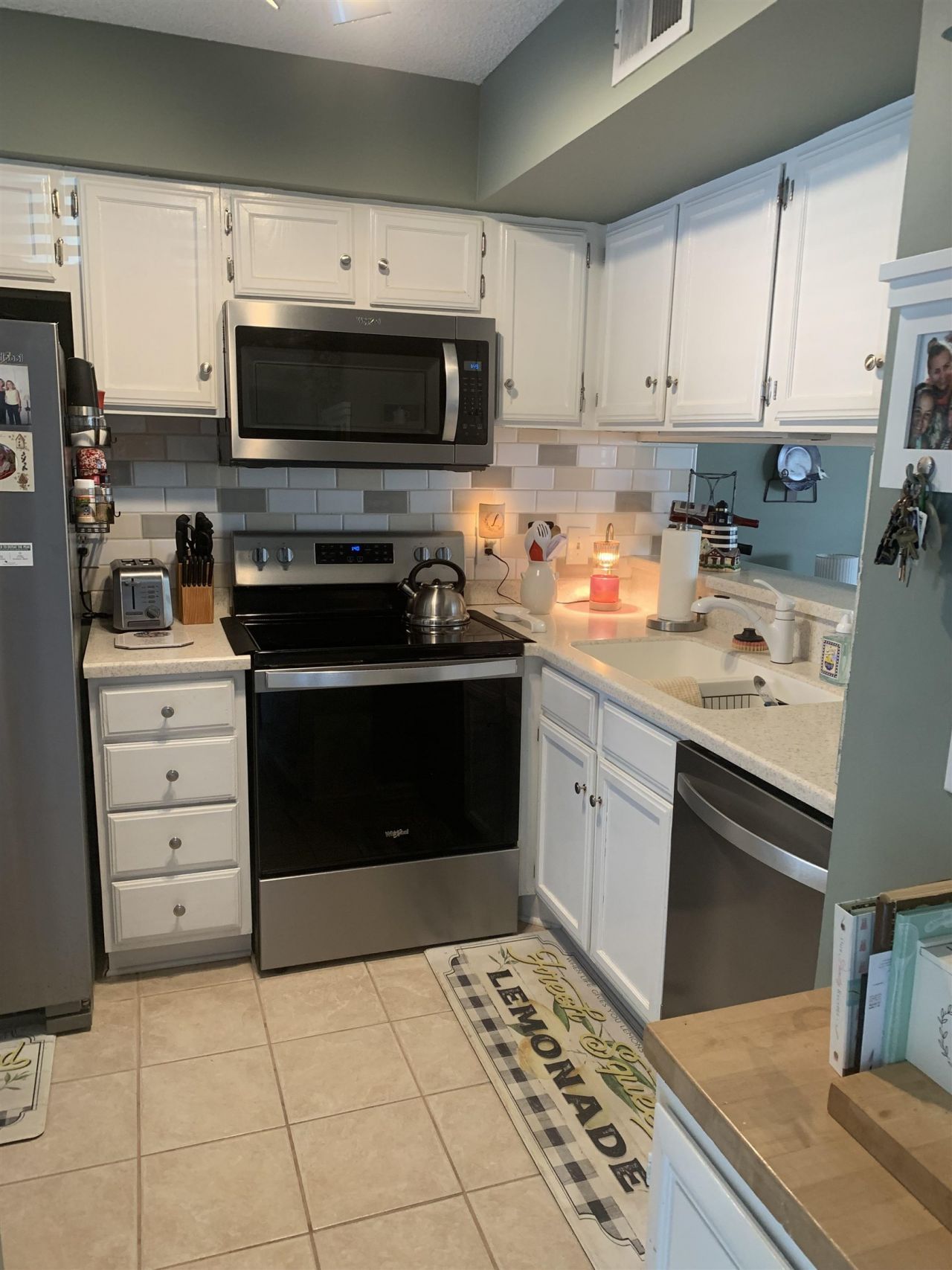 4601 Greenbriar Dr. Photo 7