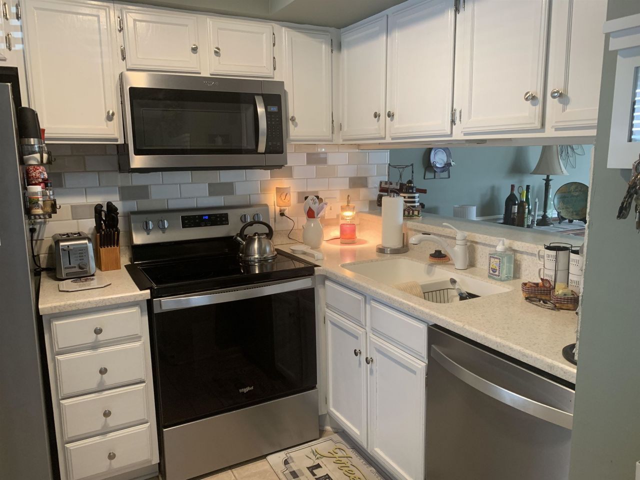 4601 Greenbriar Dr. Photo 8