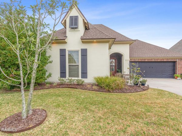 103 Glenbrook Drive, Broussard, LA 70518