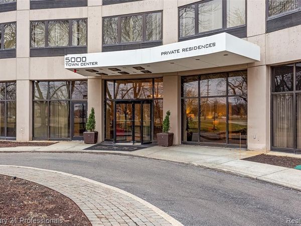 5000 Town Center #1301, Southfield, MI 48075