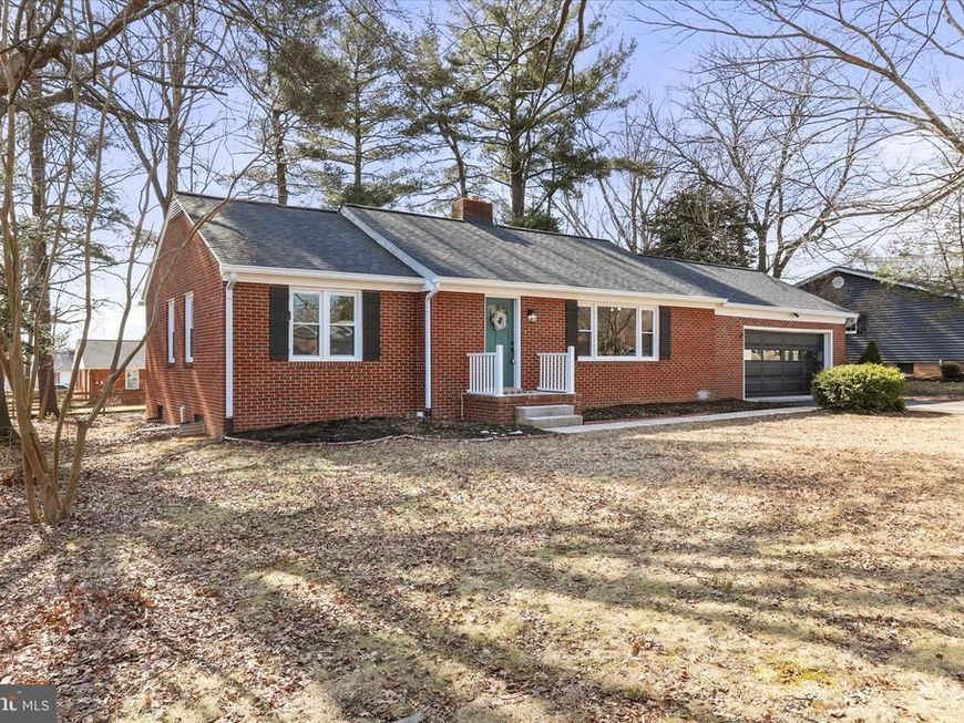 10 Linden Boulevard, Middletown, MD 21769 Main Photo