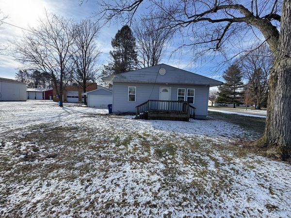 304 E South Street, Athens, MI 49011