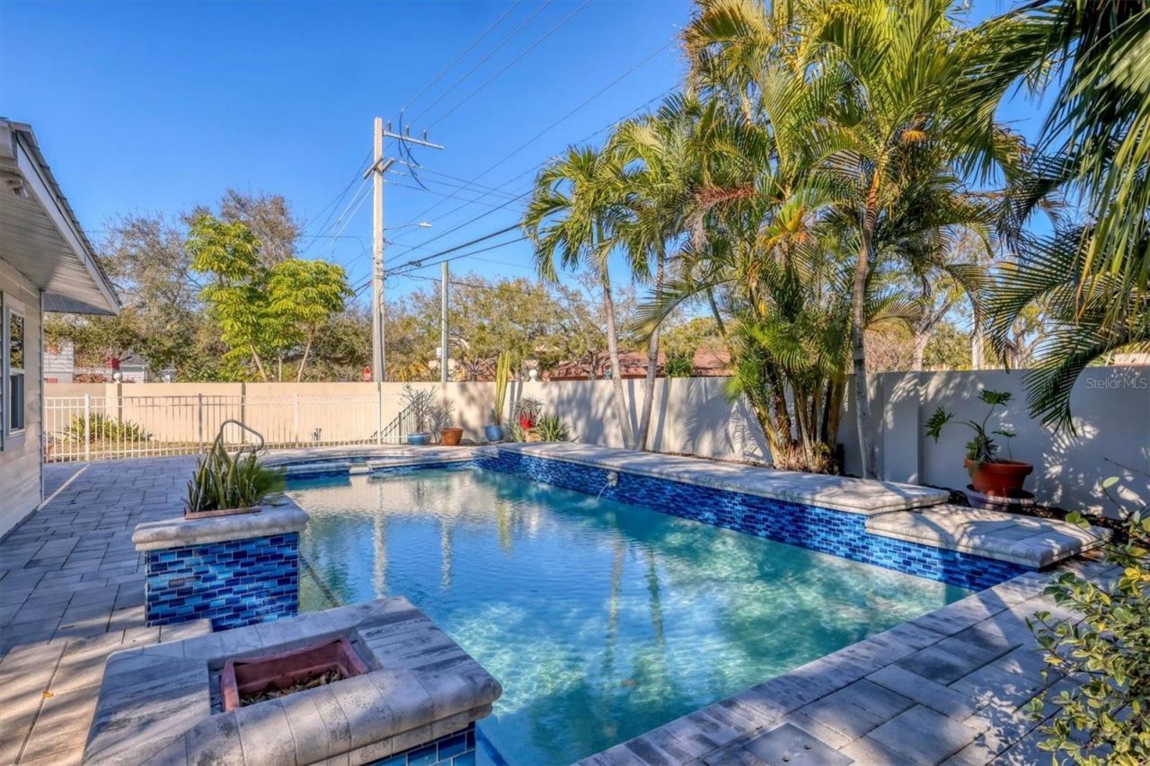 1792 Floyd Street, Sarasota, FL 34239 Photo