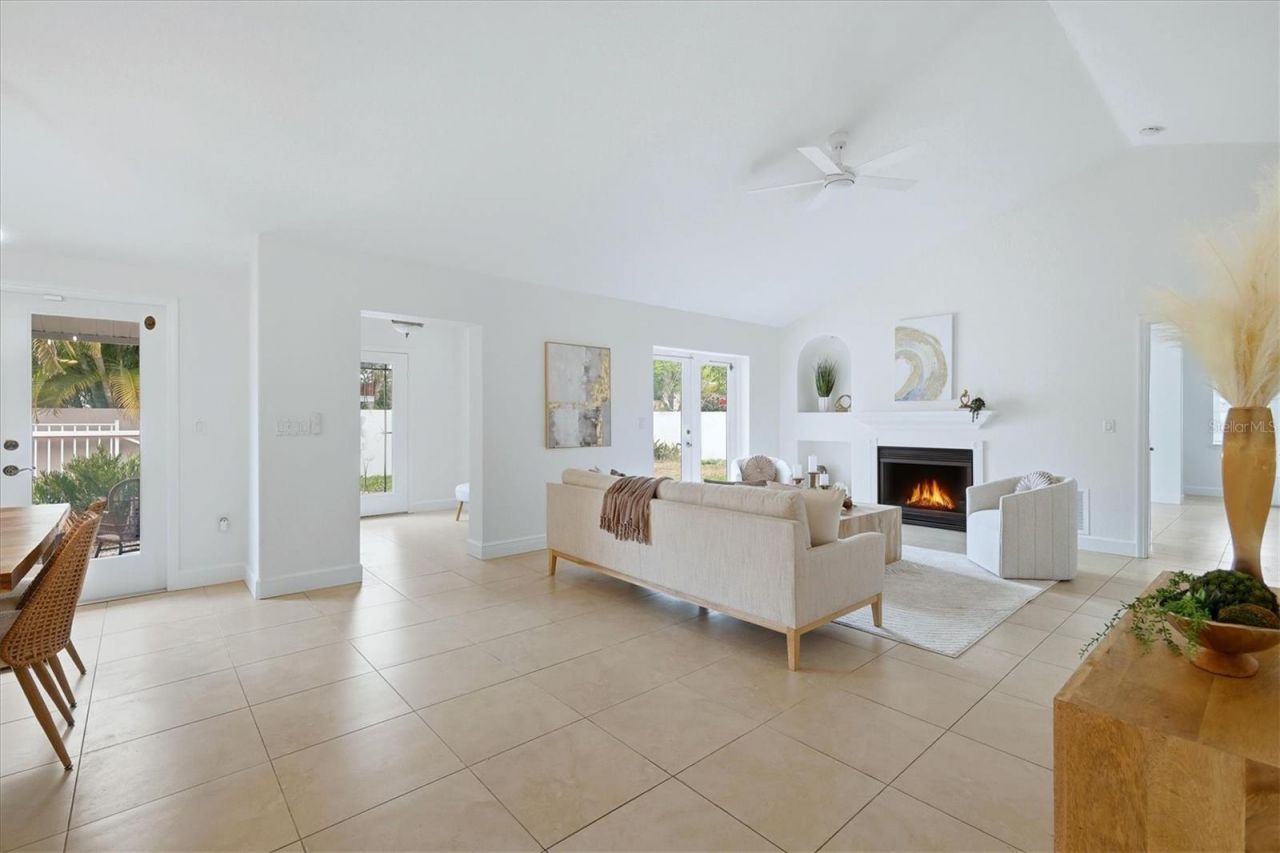 1792 Floyd Street, Sarasota, FL 34239 Photo