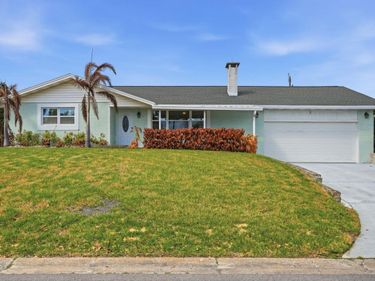 341 PLAZA BOULEVARD , DAYTONA BEACH, FL 32118