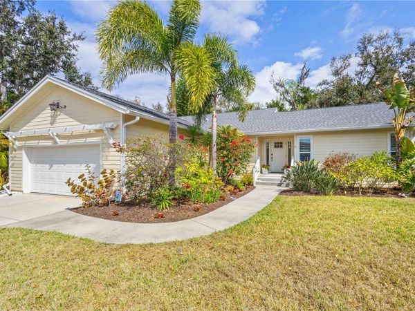 4471 TRAILS DRIVE, SARASOTA, FL 34232