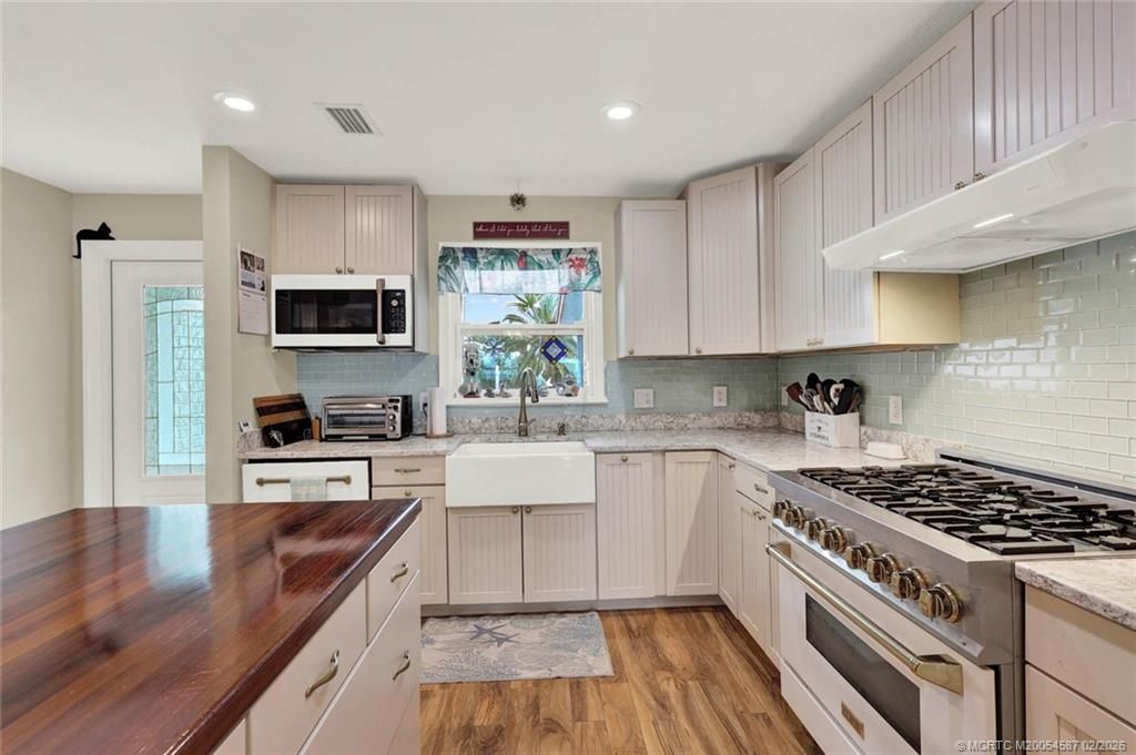 84 Aqua Ra Drive, Jensen Beach, FL 34957 Photo