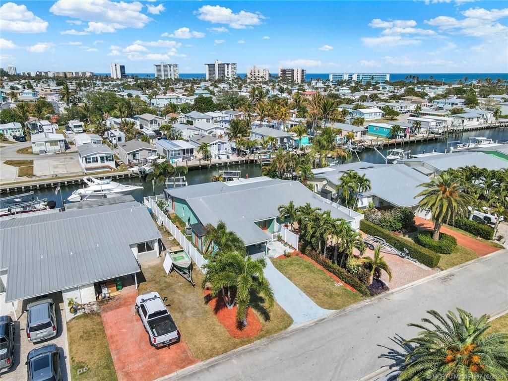 84 Aqua Ra Drive, Jensen Beach, FL 34957 Photo