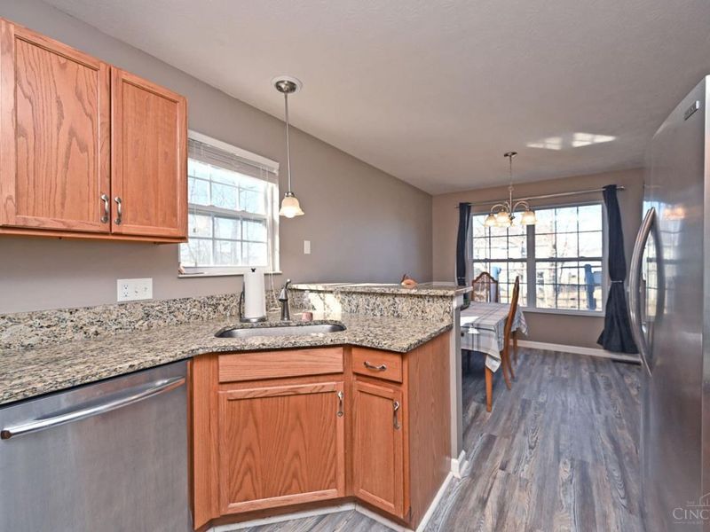 988 Weeping Willow Lane, Hamilton Twp, OH 45039 Photo 13