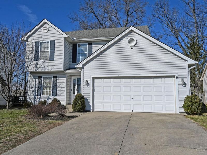 988 Weeping Willow Lane, Hamilton Twp, OH 45039 Photo 2