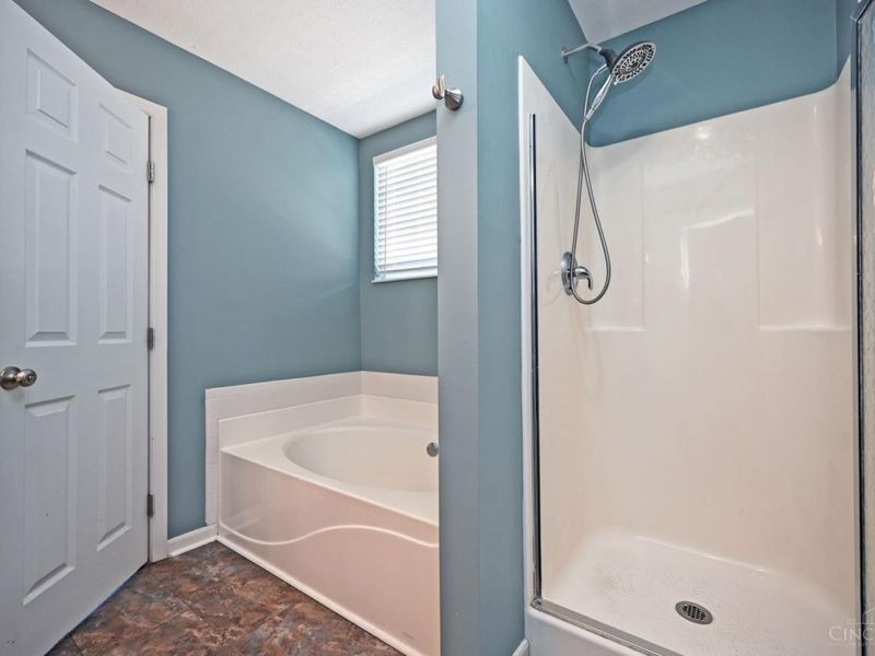 988 Weeping Willow Lane, Hamilton Twp, OH 45039 Photo 20