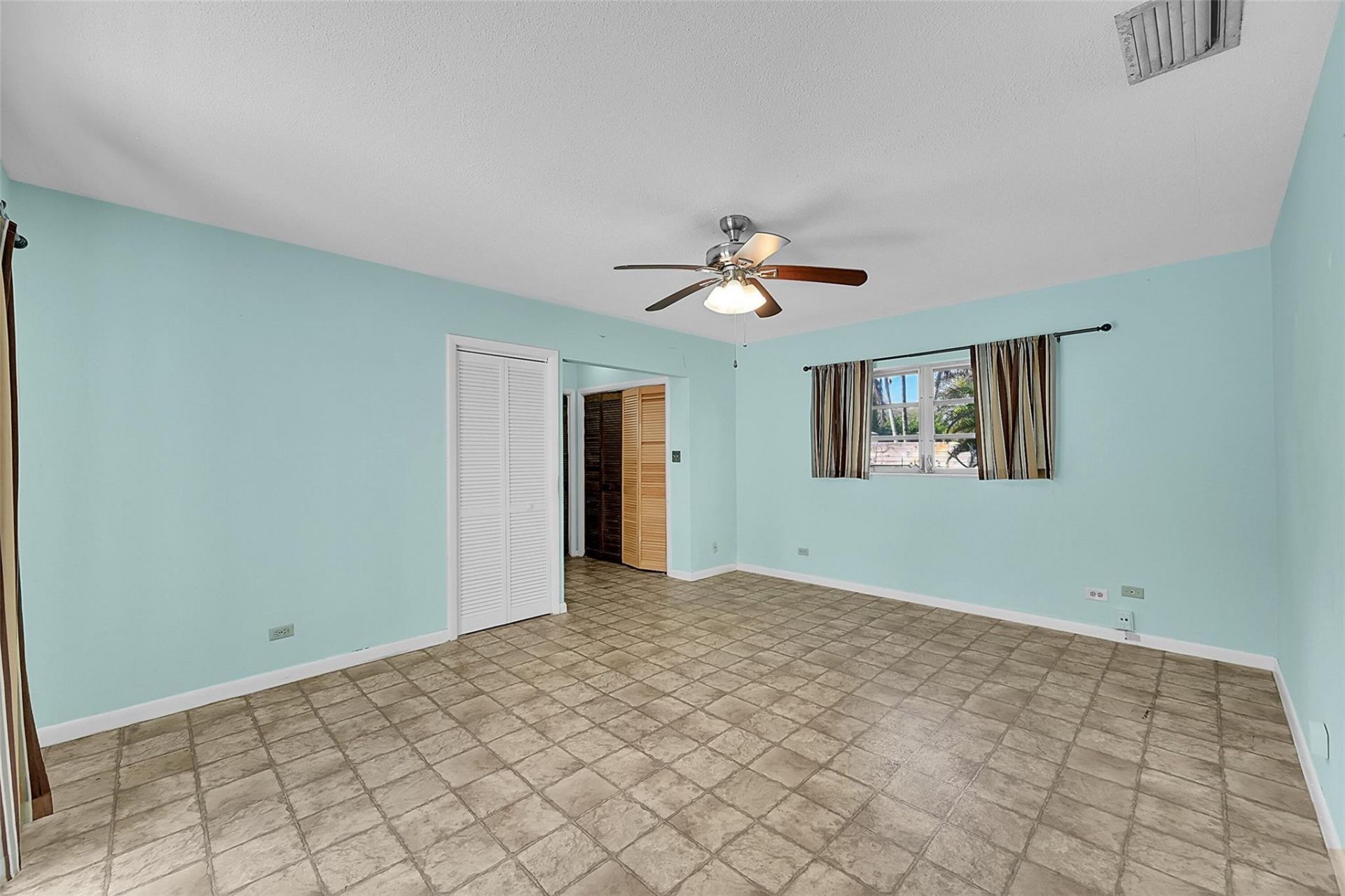 7480 NW 9th Street, Plantation, FL 33317 Photo