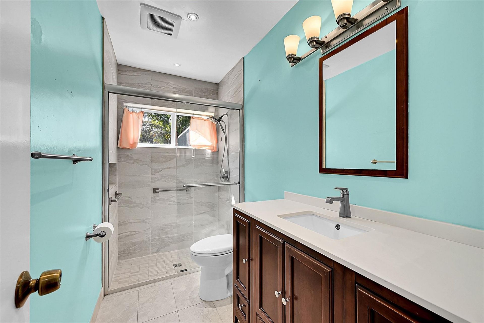 7480 NW 9th Street, Plantation, FL 33317 Photo