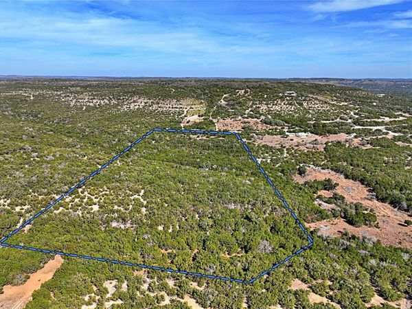 2102 Montell RD, Wimberley, TX 78676