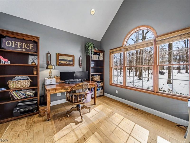 13537 Shirley Drive, Leroy, OH 44077 Photo 6