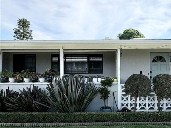 1680 Monterey Rd., M2-10I, Seal Beach, CA 90740