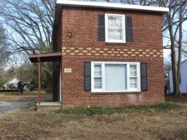1204 W Mauney Avenue, Gastonia, NC 28052