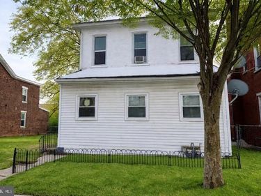 36 E 3RD STREET, POTTSTOWN, PA 19464