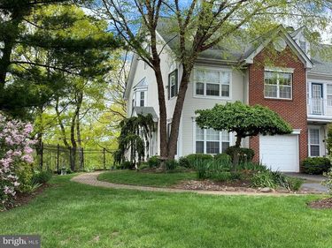 94 LEMONTON WAY, WAYNE, PA 19087