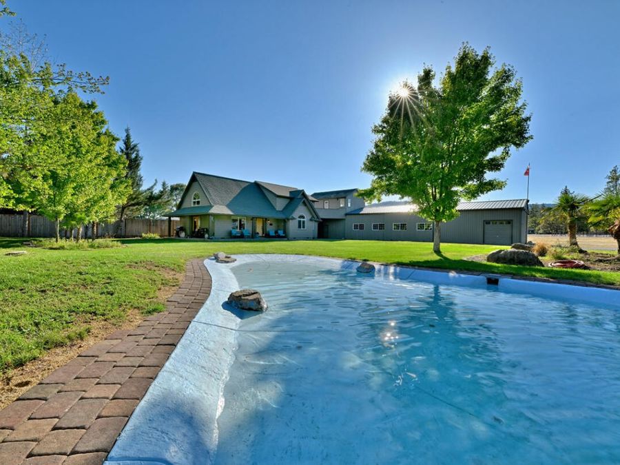 Property Image 11