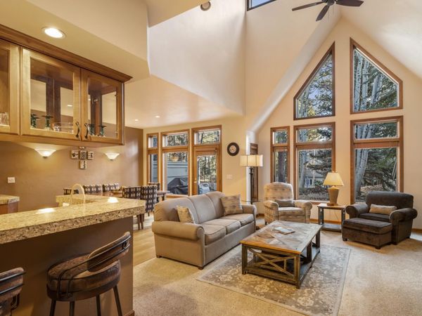 56954 Peppermill Circle, Unit 02-C, Sunriver, OR 97707