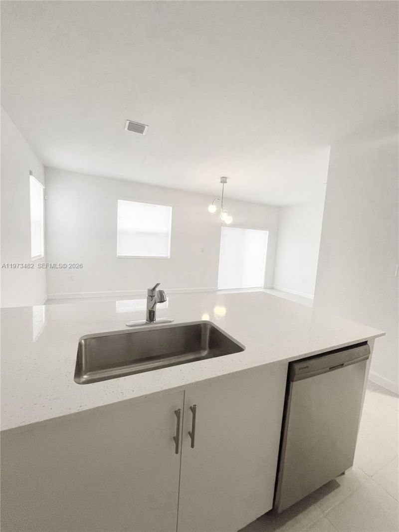 2603 SE 11th St , Homestead, FL 33035 Photo