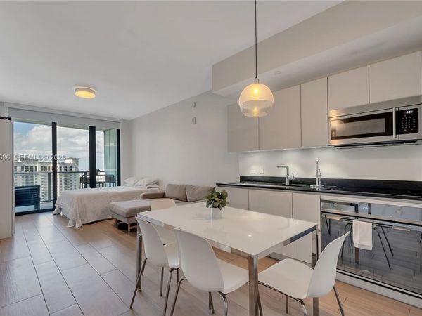 1010 Brickell Ave, Unit 3510, Miami, FL 33131