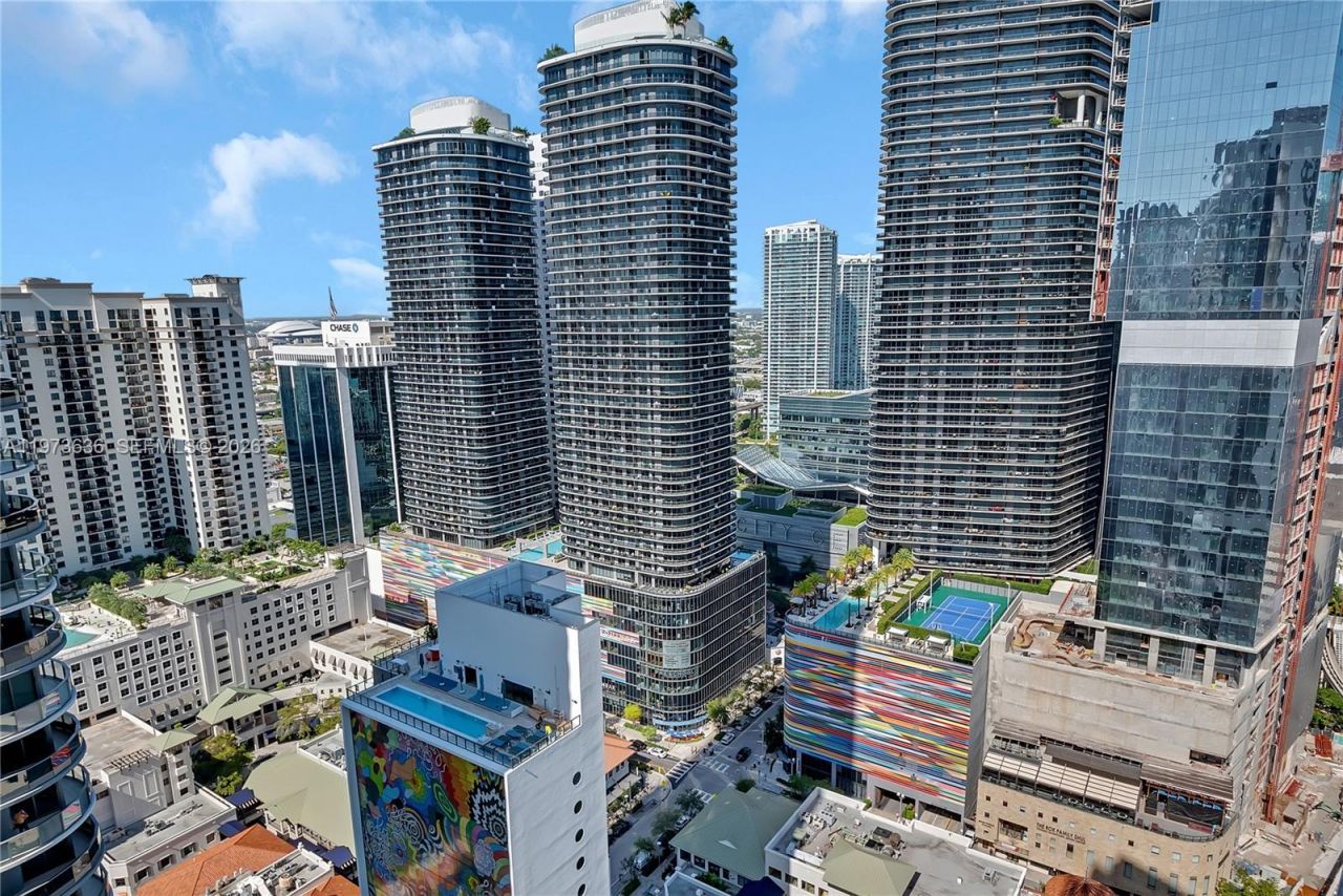 1010 Brickell Ave, Unit 3510, Miami, FL 33131 Photo