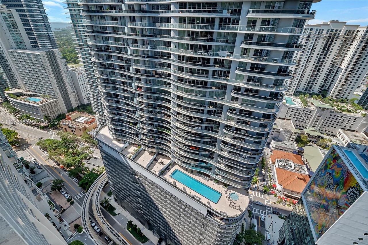 1010 Brickell Ave, Unit 3510, Miami, FL 33131 Photo