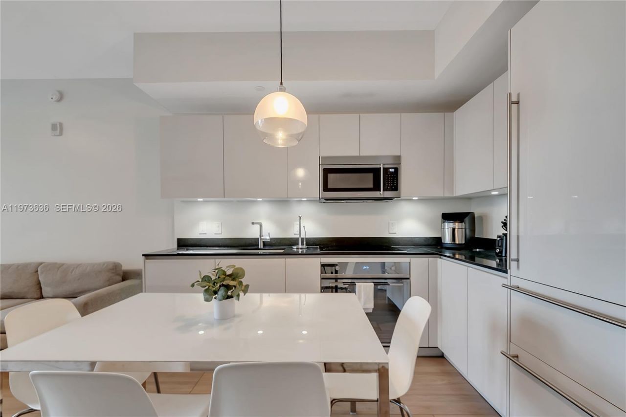 1010 Brickell Ave, Unit 3510, Miami, FL 33131 Photo