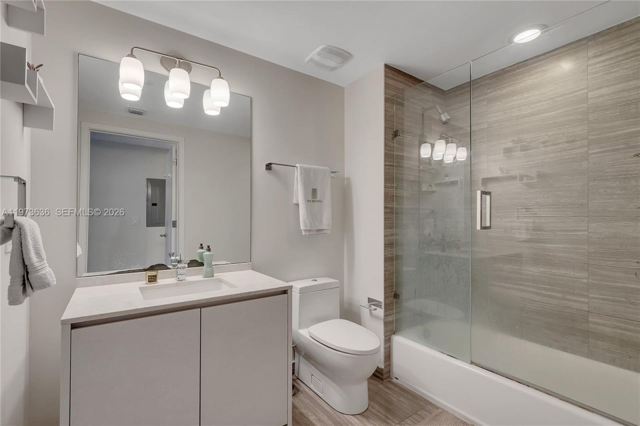 1010 Brickell Ave, Unit 3510, Miami, FL 33131 Photo
