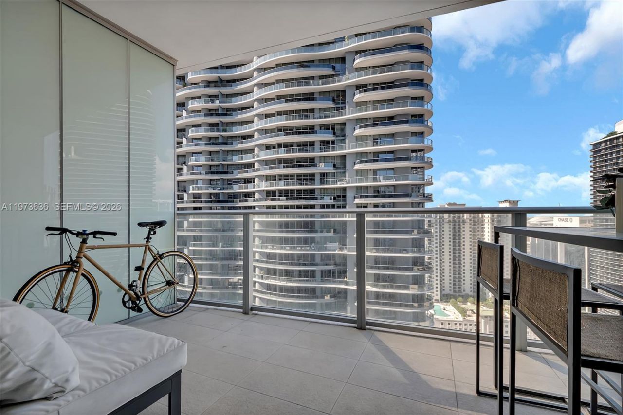 1010 Brickell Ave, Unit 3510, Miami, FL 33131 Photo