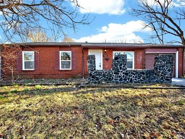 4482 Gaiter Lane, Dayton, OH 45417