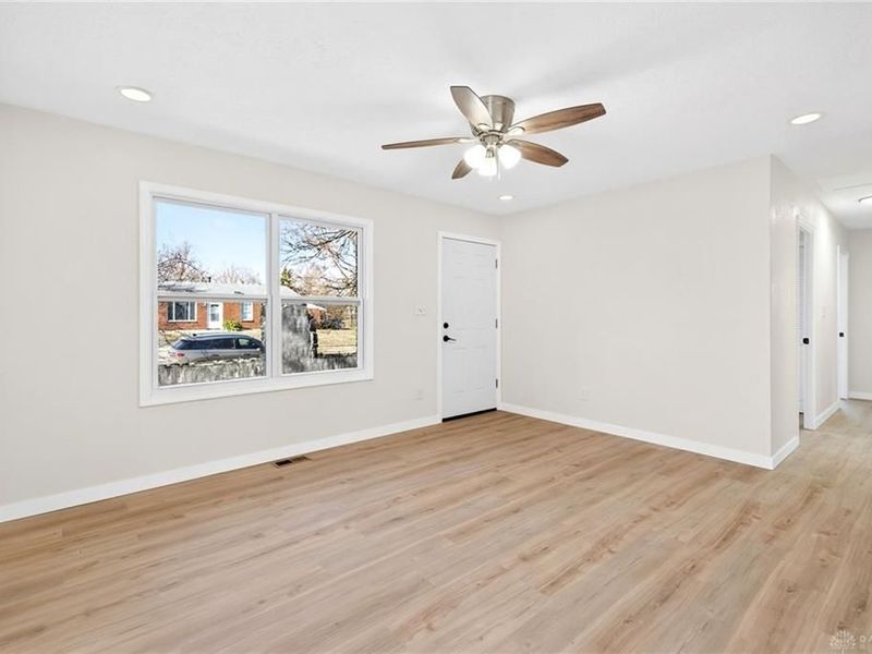 4482 Gaiter Lane, Dayton, OH 45417 Photo 9