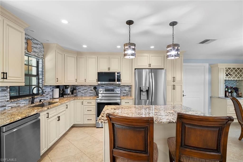 9772 Bobwhite Ln, Bonita Springs, FL 34135 Photo