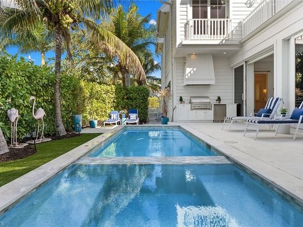 901 10th AVE S, NAPLES, FL 34102