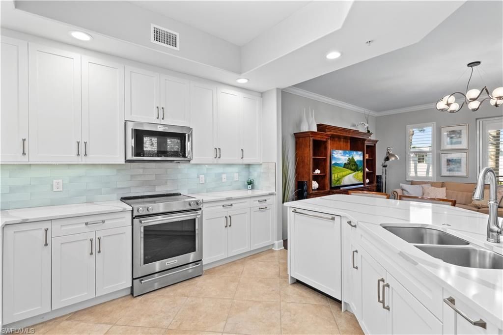 1104 6th St S, Unit 1, Naples, FL 34102 Photo