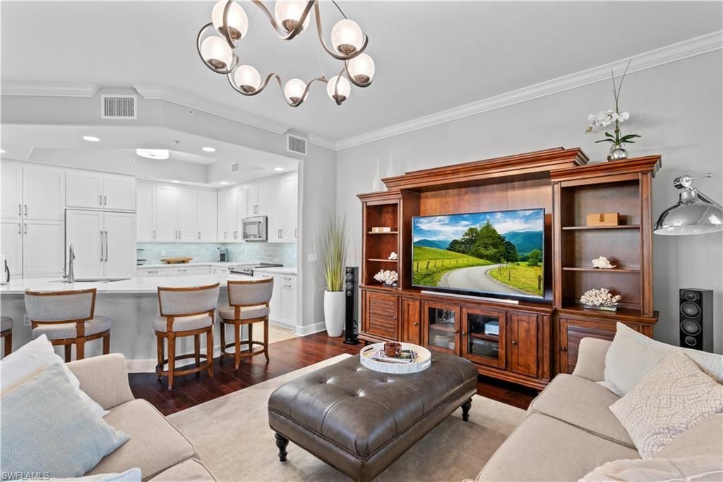 1104 6th St S, Unit 1, Naples, FL 34102 Photo