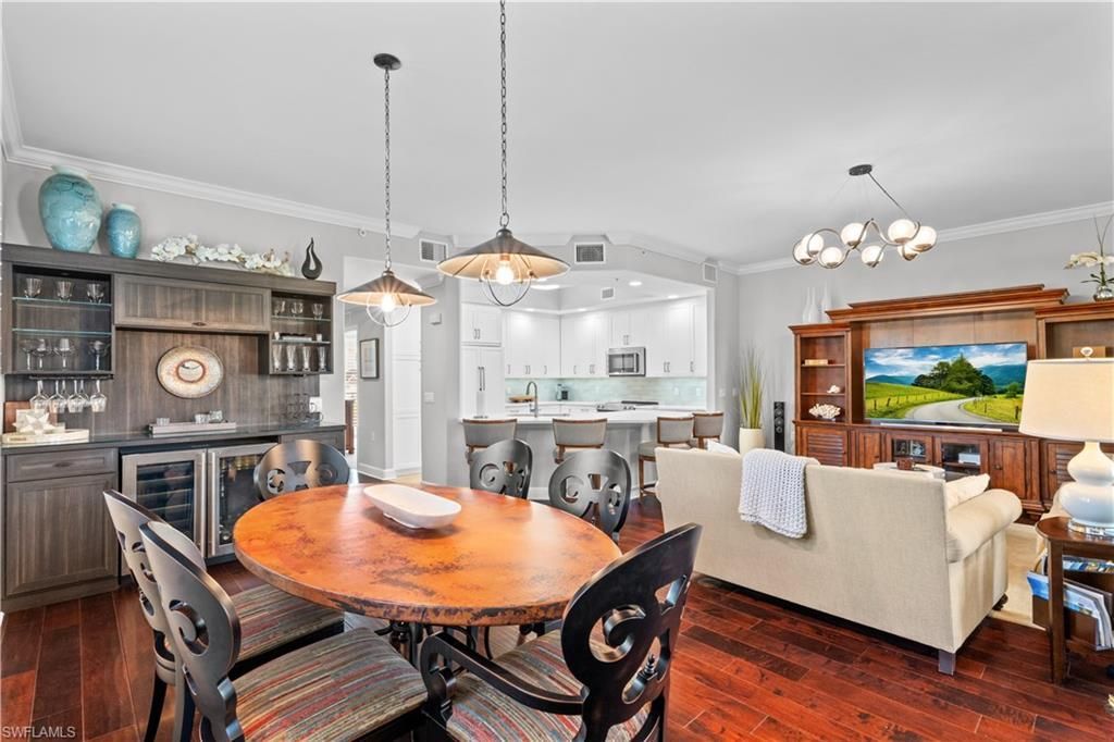 1104 6th St S, Unit 1, Naples, FL 34102 Photo