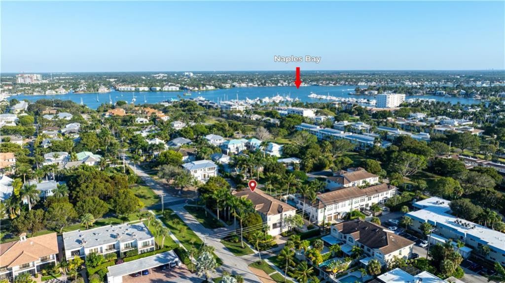 1104 6th St S, Unit 1, Naples, FL 34102 Photo