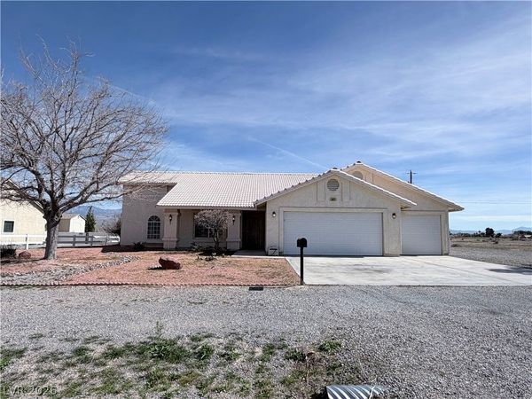 2031 S Blagg Road, Pahrump, NV 89048