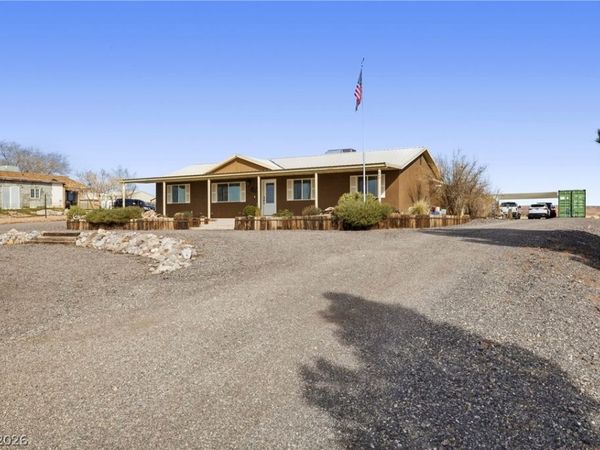 460 N Henrie Road , Moapa, NV 89025